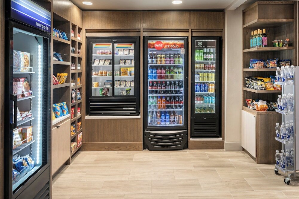 Фото Holiday Inn Express & Suites Orlando International Airport