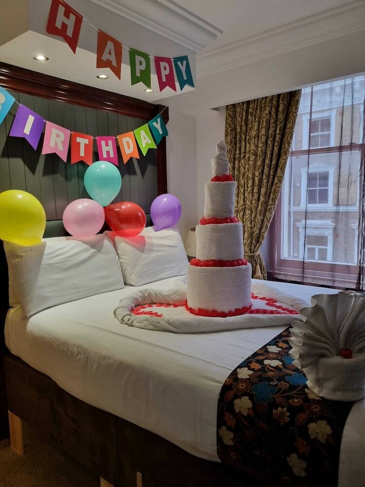 Фото Dreamtel London Kensington