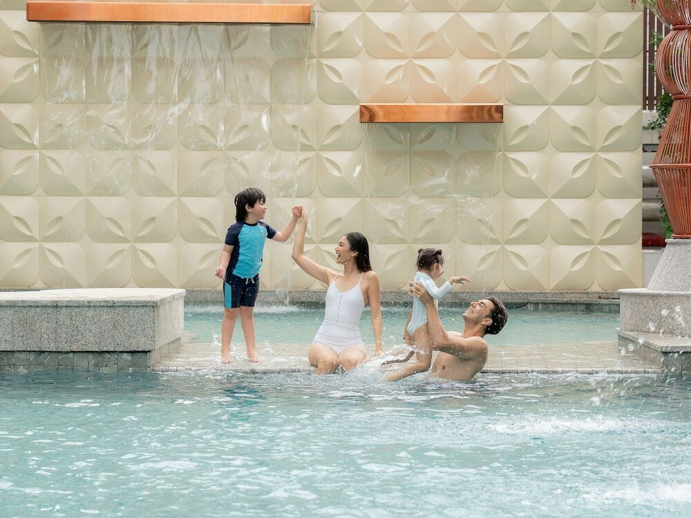 Фото Novotel Living Bangkok Sukhumvit Legacy