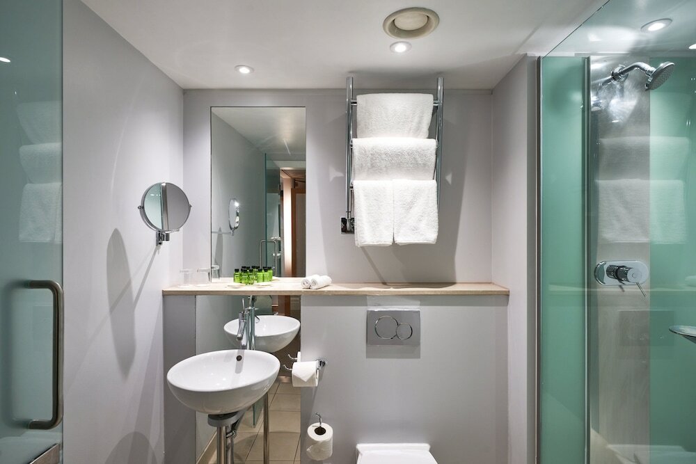 Фото Thistle London Park Lane