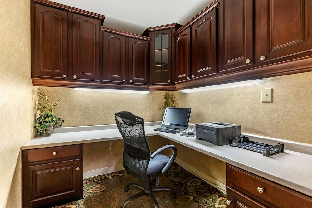 Фото Quality Inn Windsor Mill