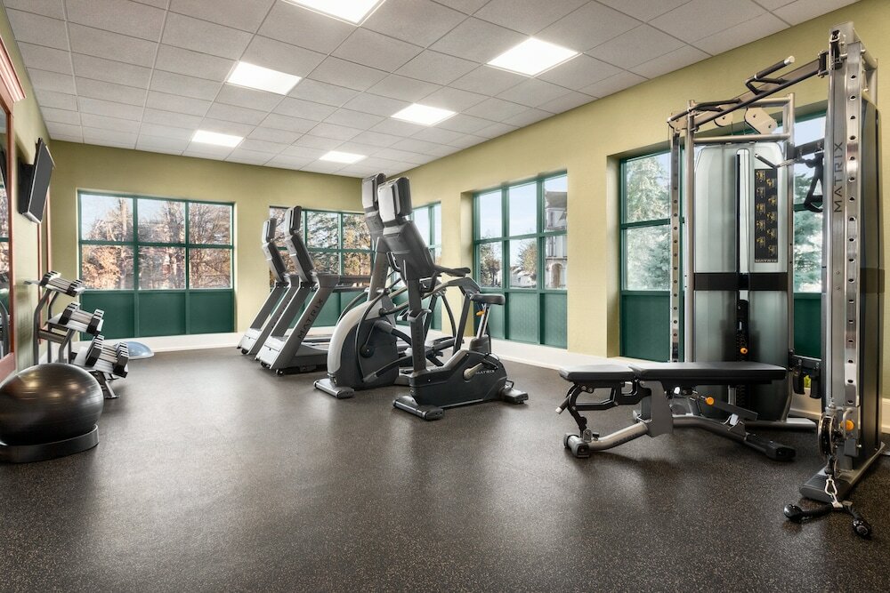 Фото Holiday Inn Saratoga Springs, an Ihg Hotel