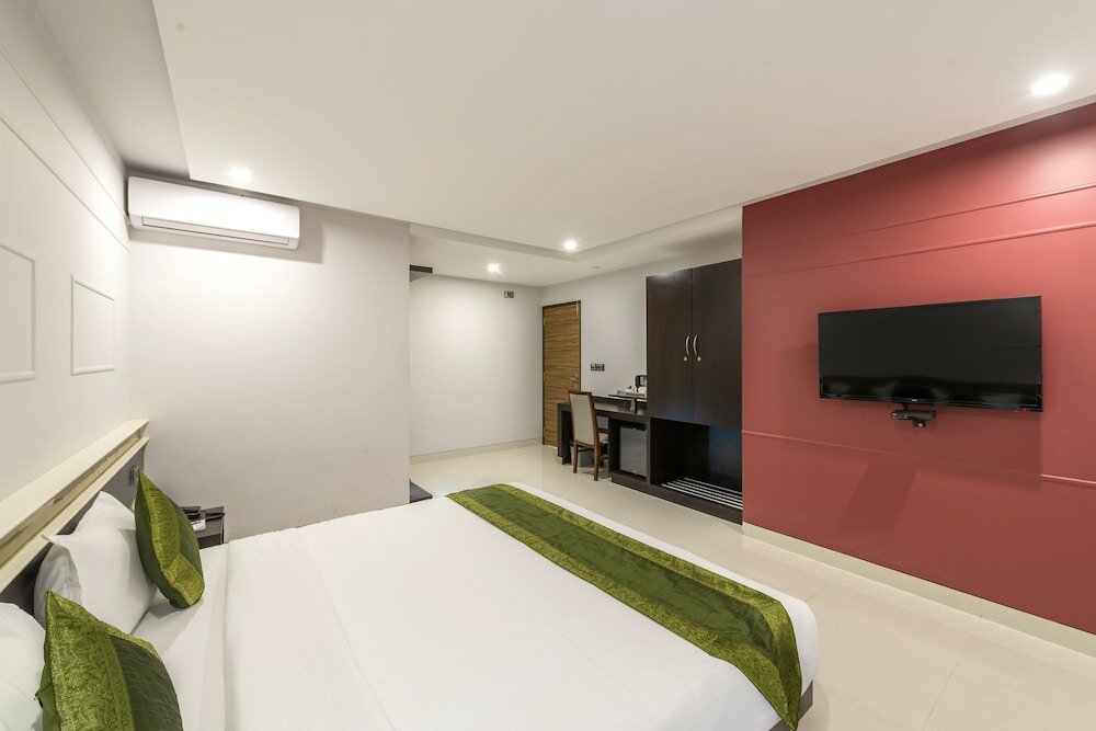 Фото Treebo Trend Raj Premier