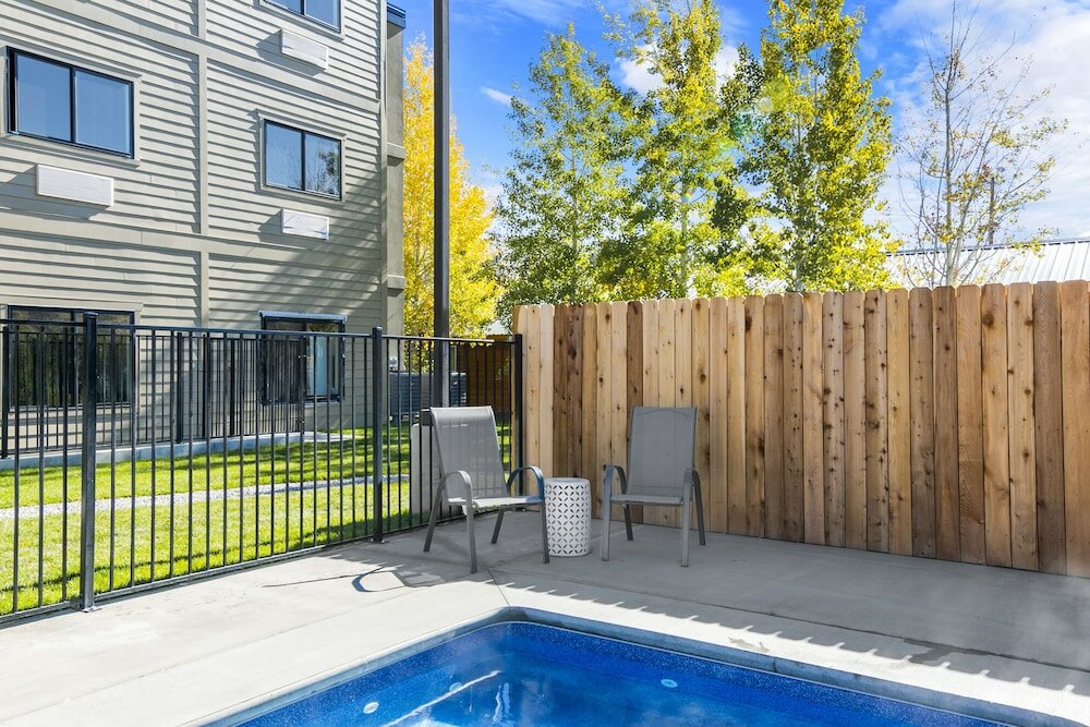 Фото Silver Creek Hotel