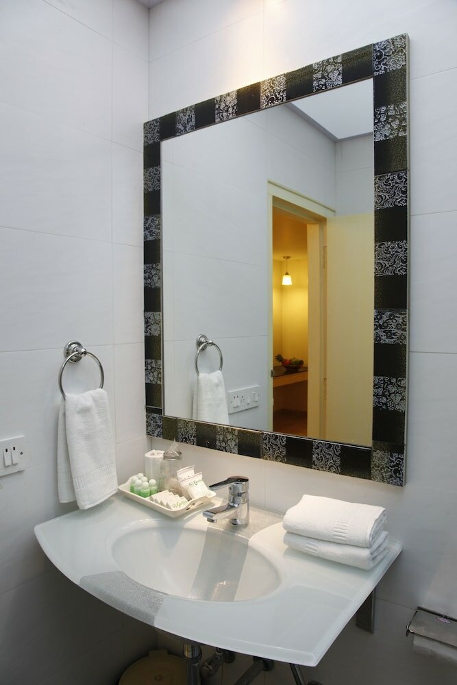 Фото Garden Hotel