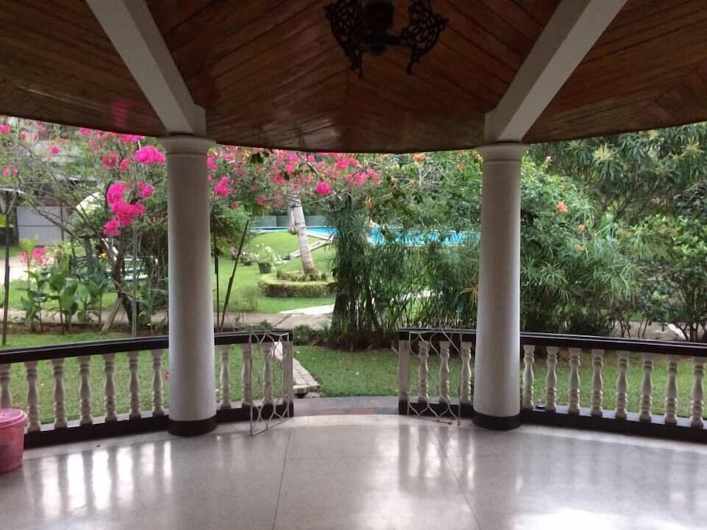 Фото Leijay Garden Retreat