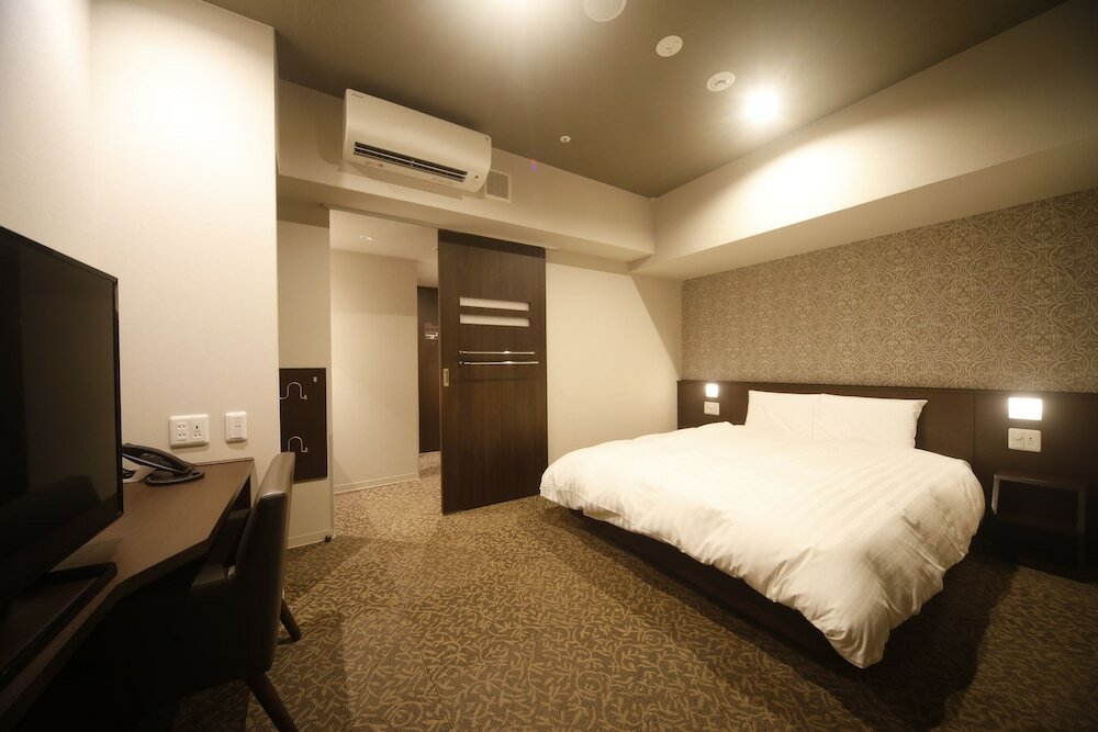 Фото Dormy Inn Premium Osaka Kitahama Hot Springs