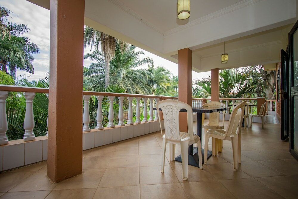 Фото Hibis Hotel