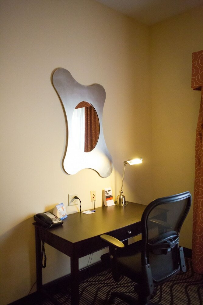 Фото Holiday Inn Express Hotel & Suites Chattanooga-Hixson, an Ihg Hotel