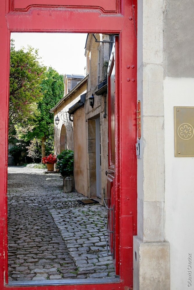 Фото La Cour Berbisey