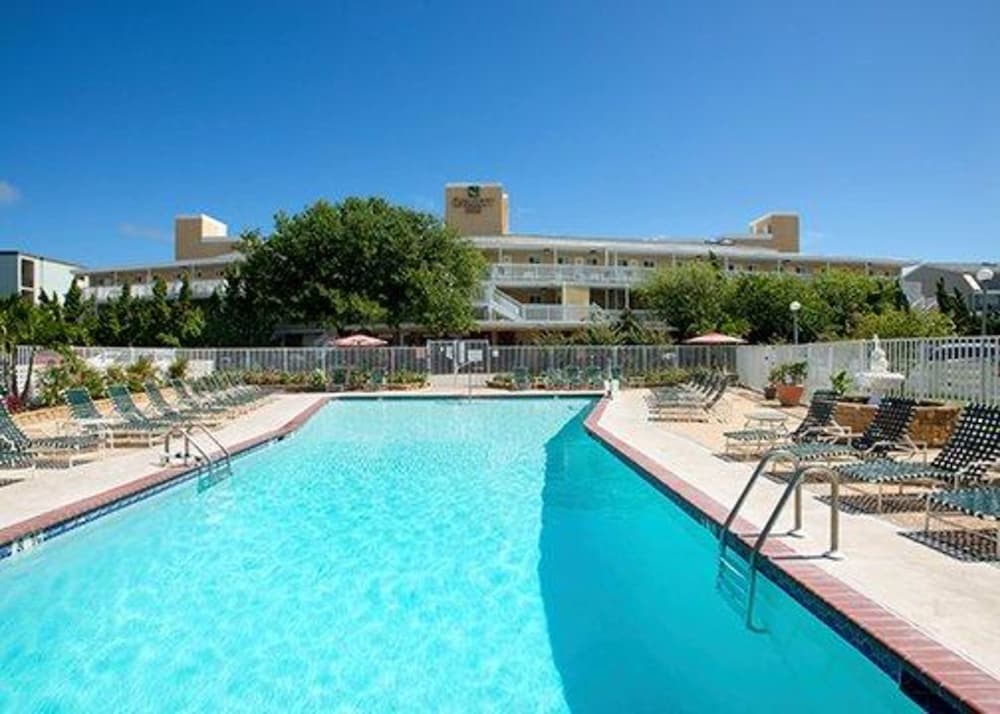 Фото Quality Inn Oceanfront