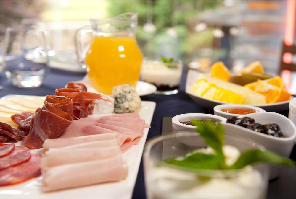 Фото Hotel Montane