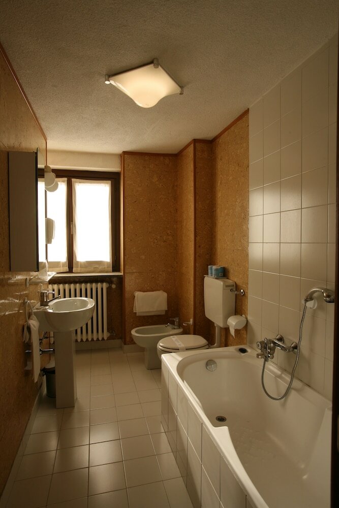 Фото Hotel Lo Stambecco