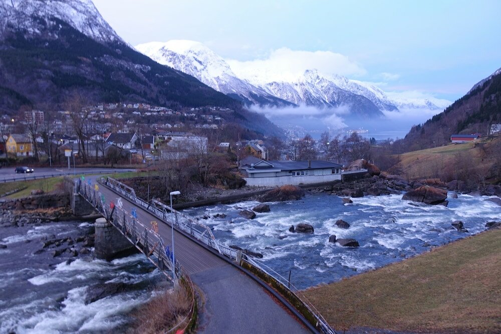 Фото Trolltunga Hotel
