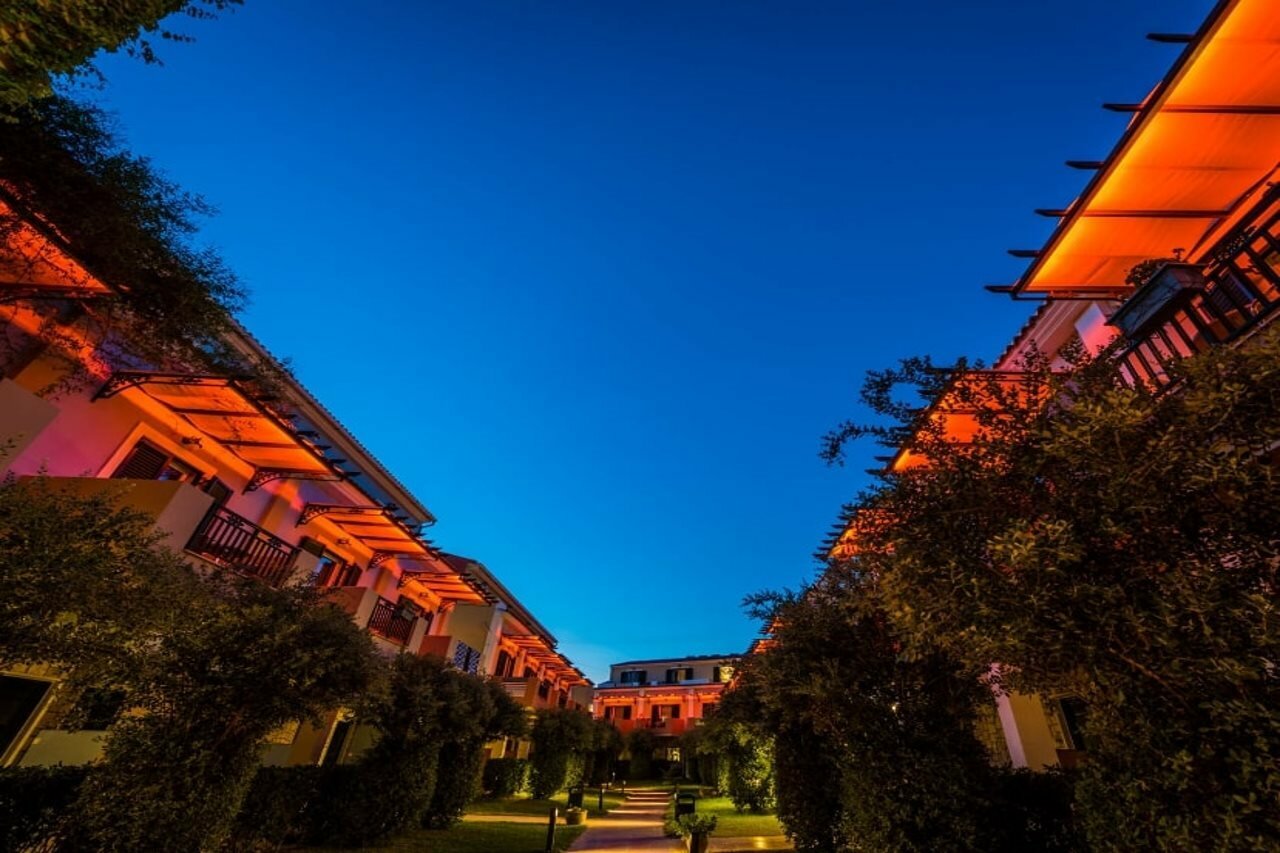 Фото Mediterranean Beach Resort