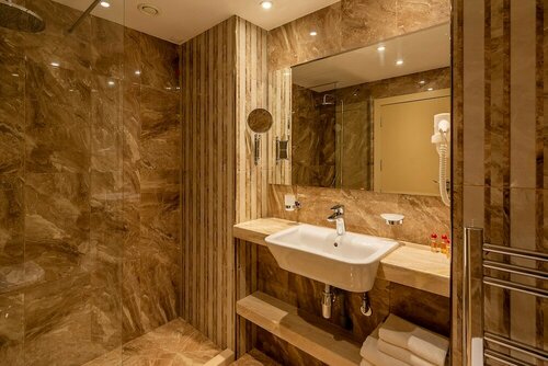 Гостиница Astoria Grand Hotel в Софии