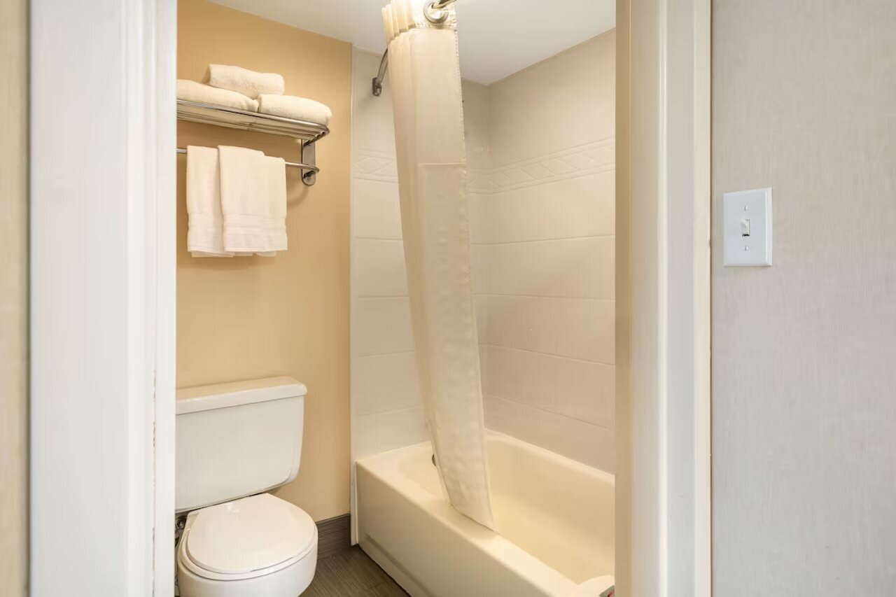 Фото Best Western Braintree Inn