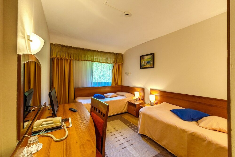 Фото Hotel Breza