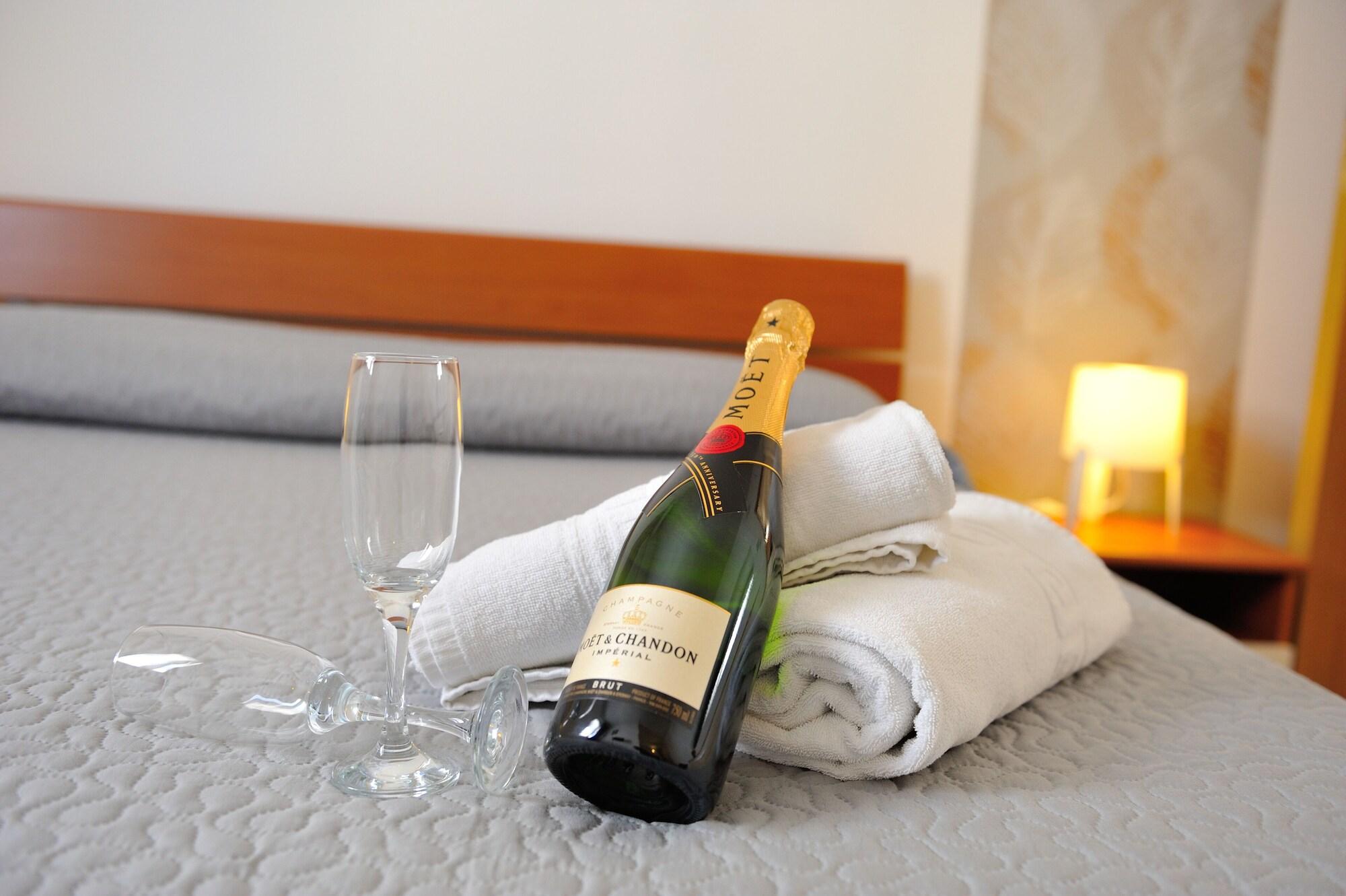 Фото Green Garden Bed & Breakfast