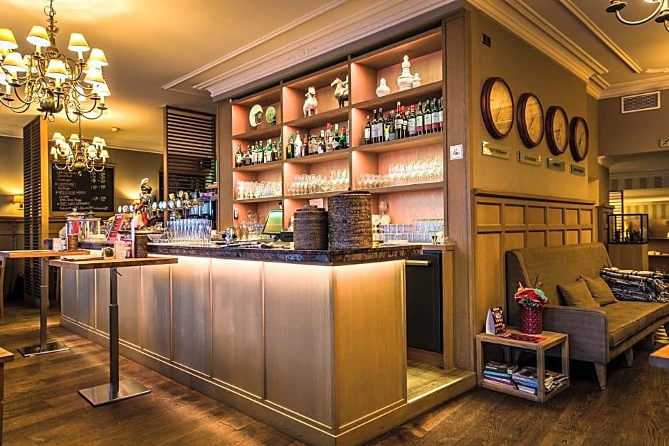 Фото De Limbourg