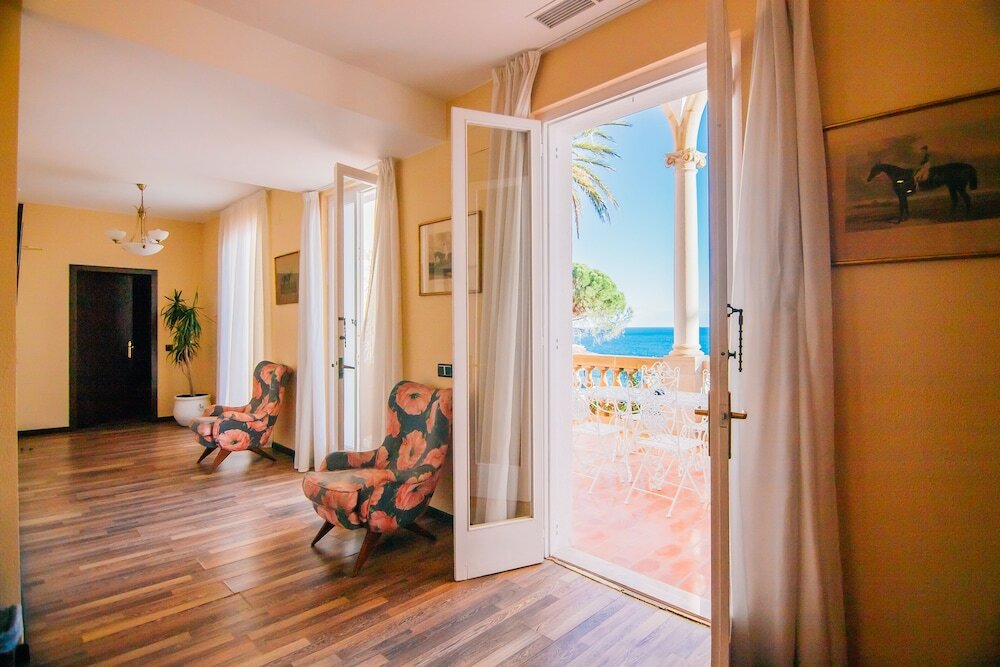 Фото Roger de Flor by Seleqtta