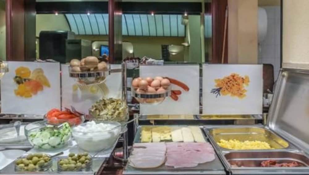 Фото Hotel Accademia