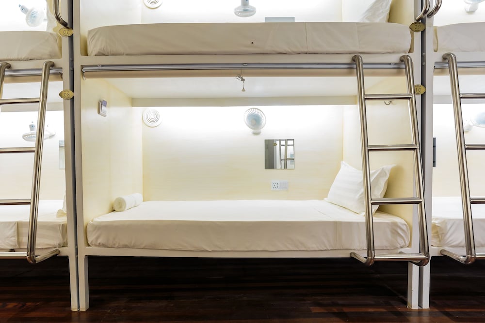 Фото Tambayan Capsule Hostel