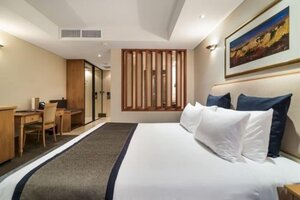 Mindil Beach Casino Resort (Darwin City, Mindil Beach, Gilruth Avenue), hotel