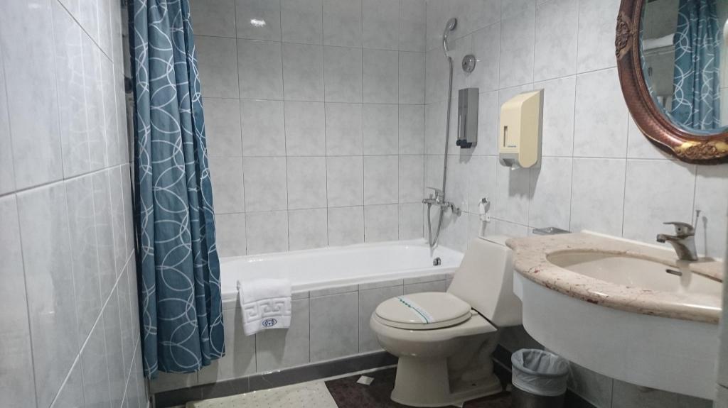 Фото Gaudi Hotel