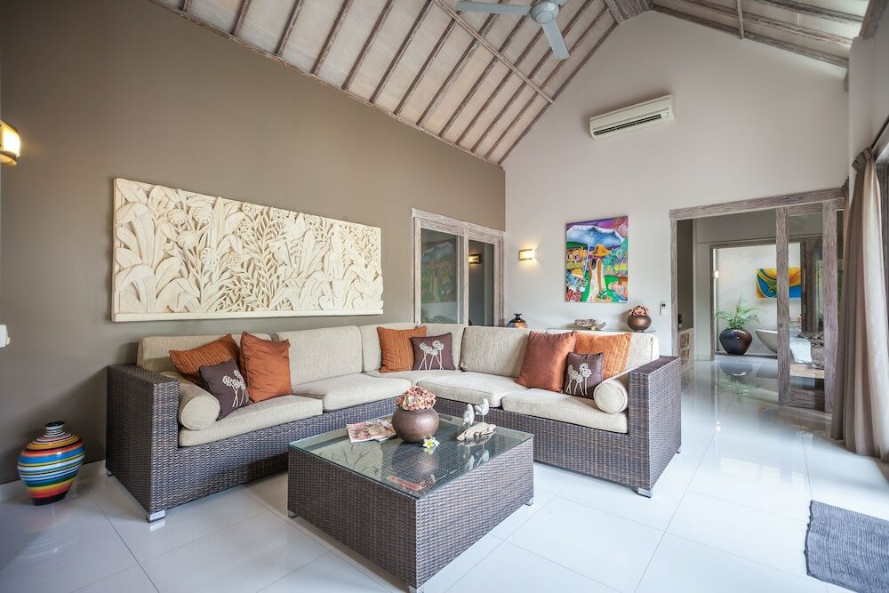 Фото Tis Villas Seminyak by Premier Hospitality Asia