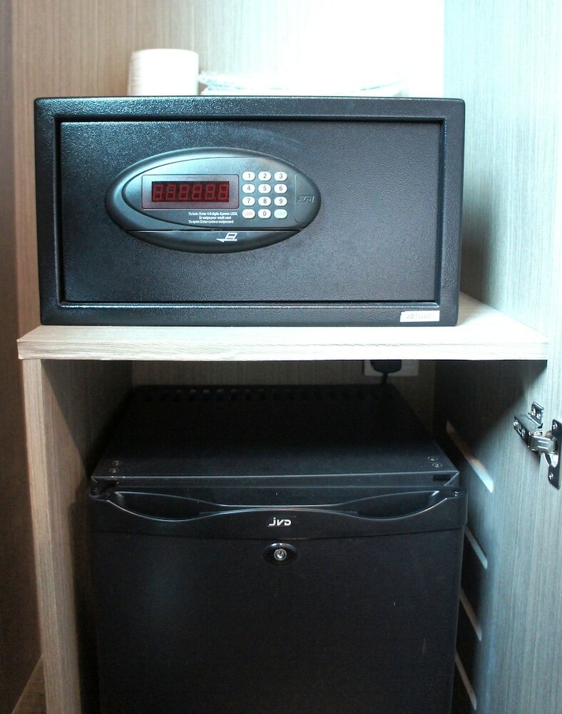 Фото V Hotel Bencoolen