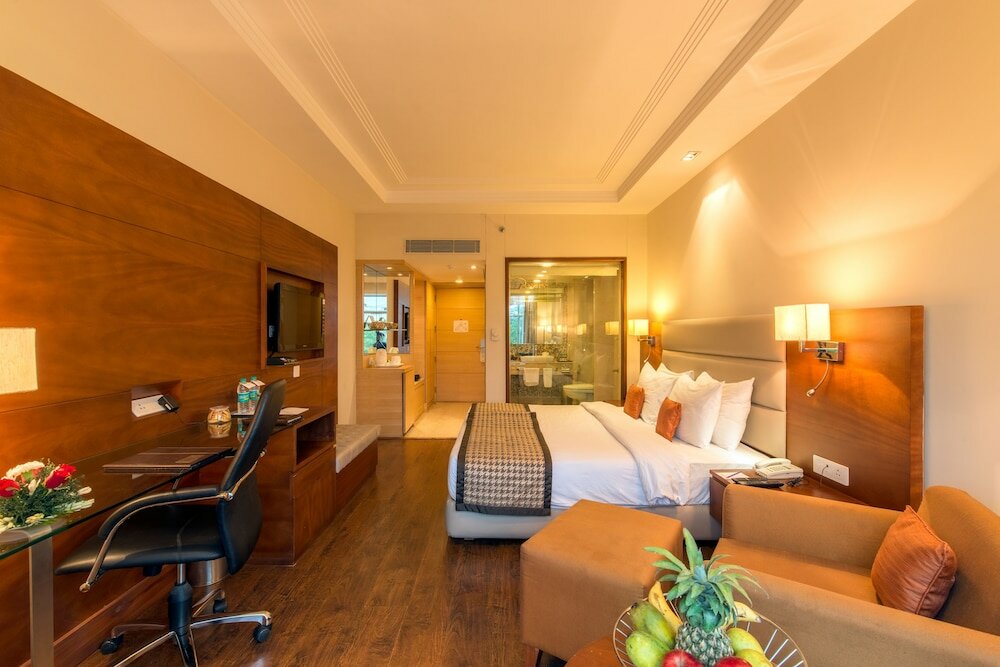 Фото Howard Plaza The Fern