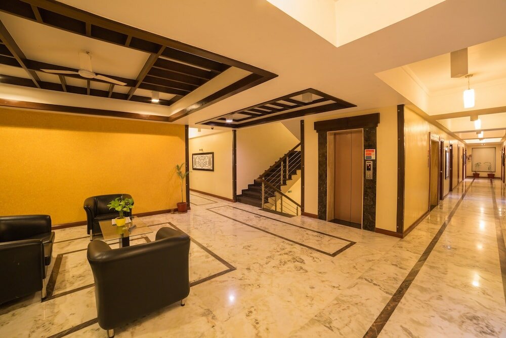 Фото Amantra Comfort Hotel