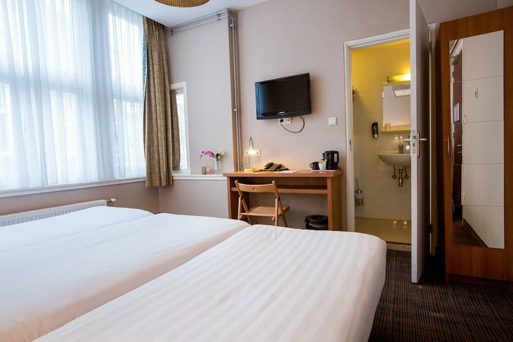 Фото Dutch Design Hotel Vondelpark