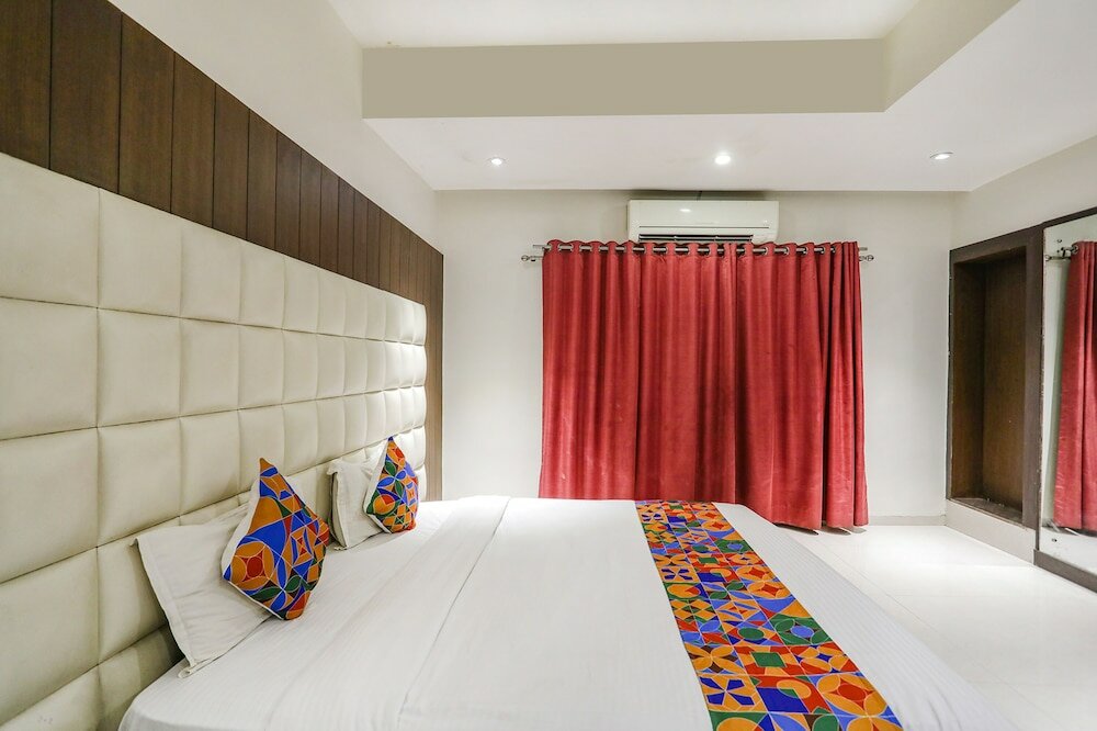 Фото Hotel Mahendra