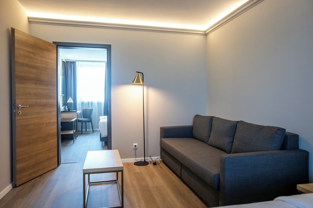 Фото Expo Tower by Mellow Mood Hotels