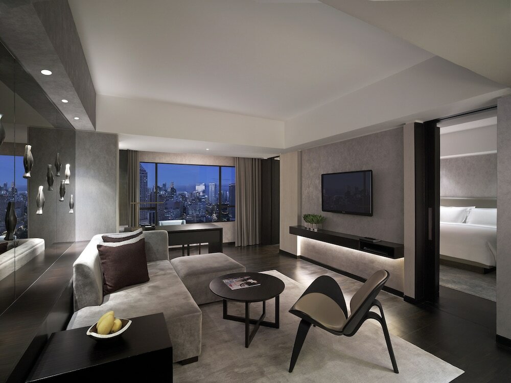 Фото New World Makati Hotel