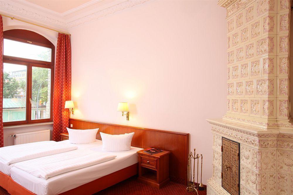 Фото Hotel Artushof