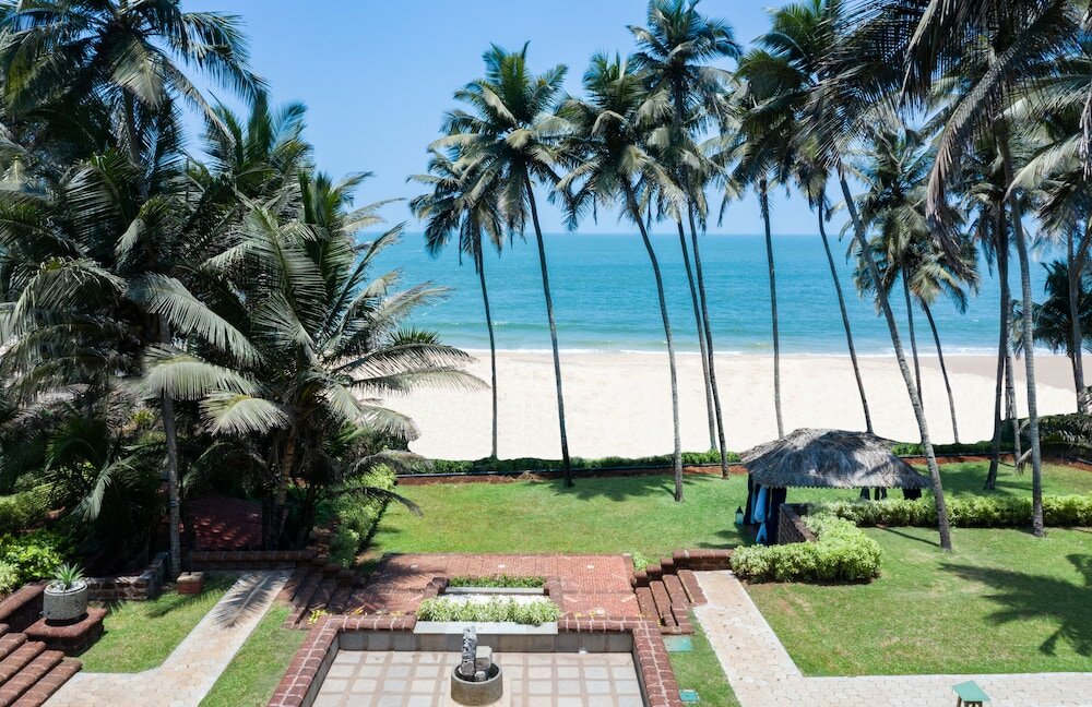 Фото Taj Holiday Village Resort & SPA