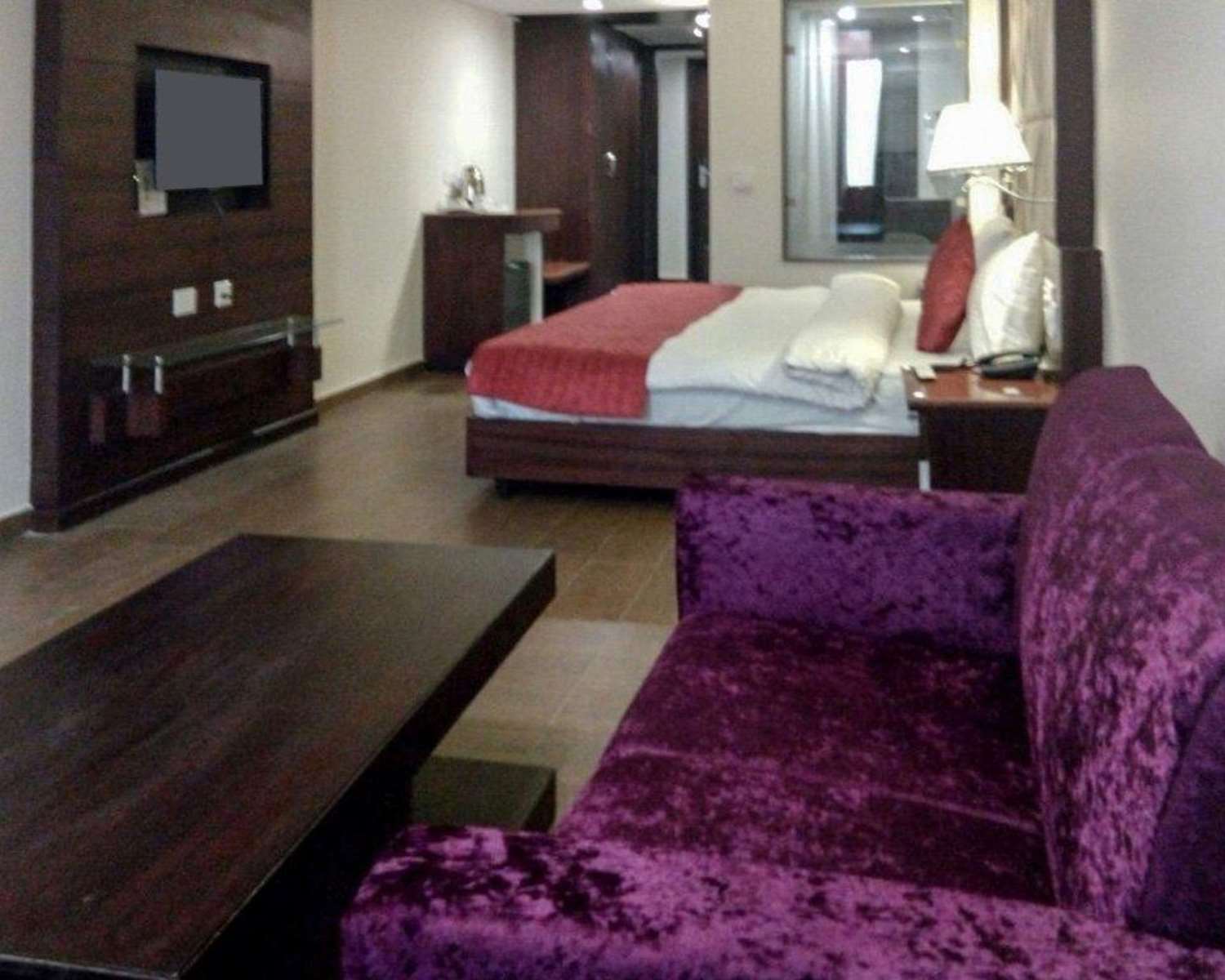 Фото Clarion Inn Sevilla