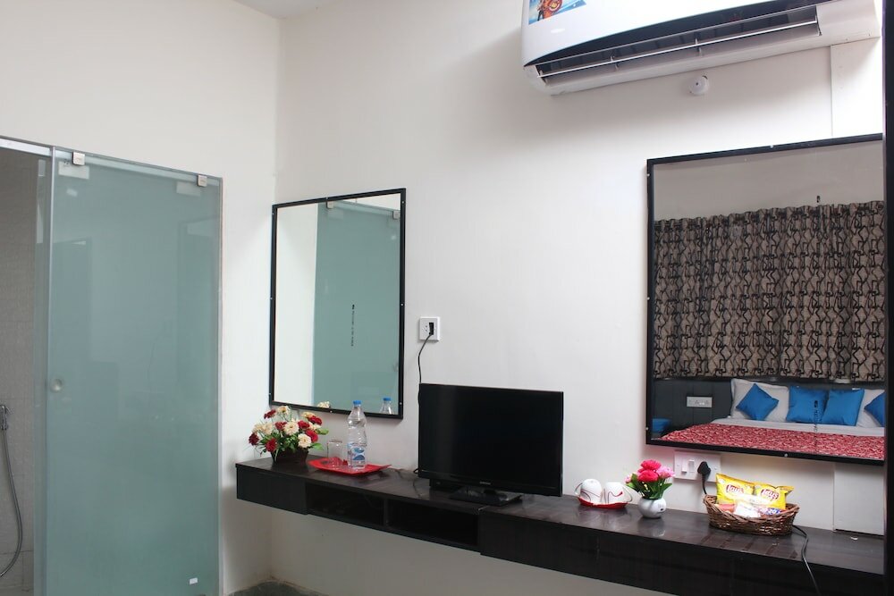 Фото Hotel Nest International