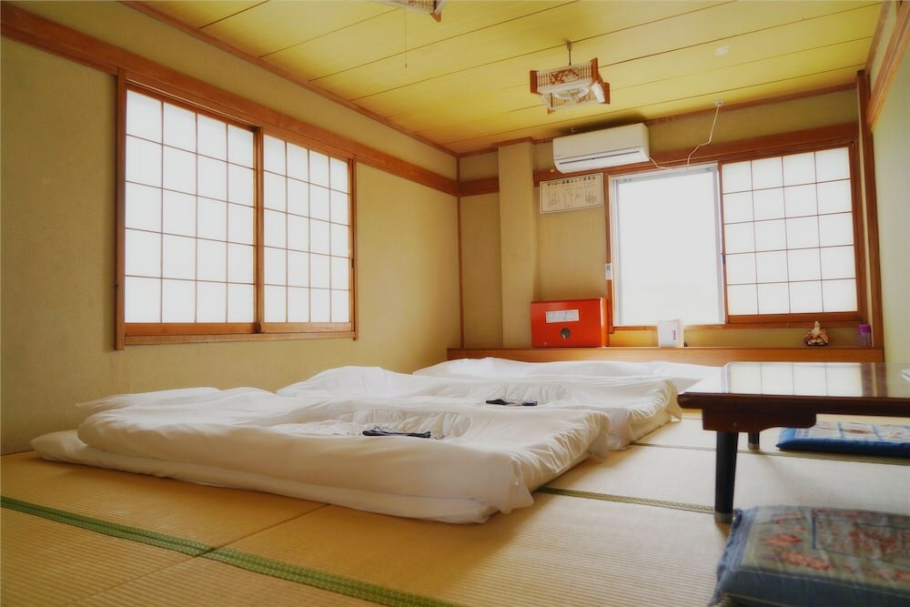 Фото Fujinoya Ryokan