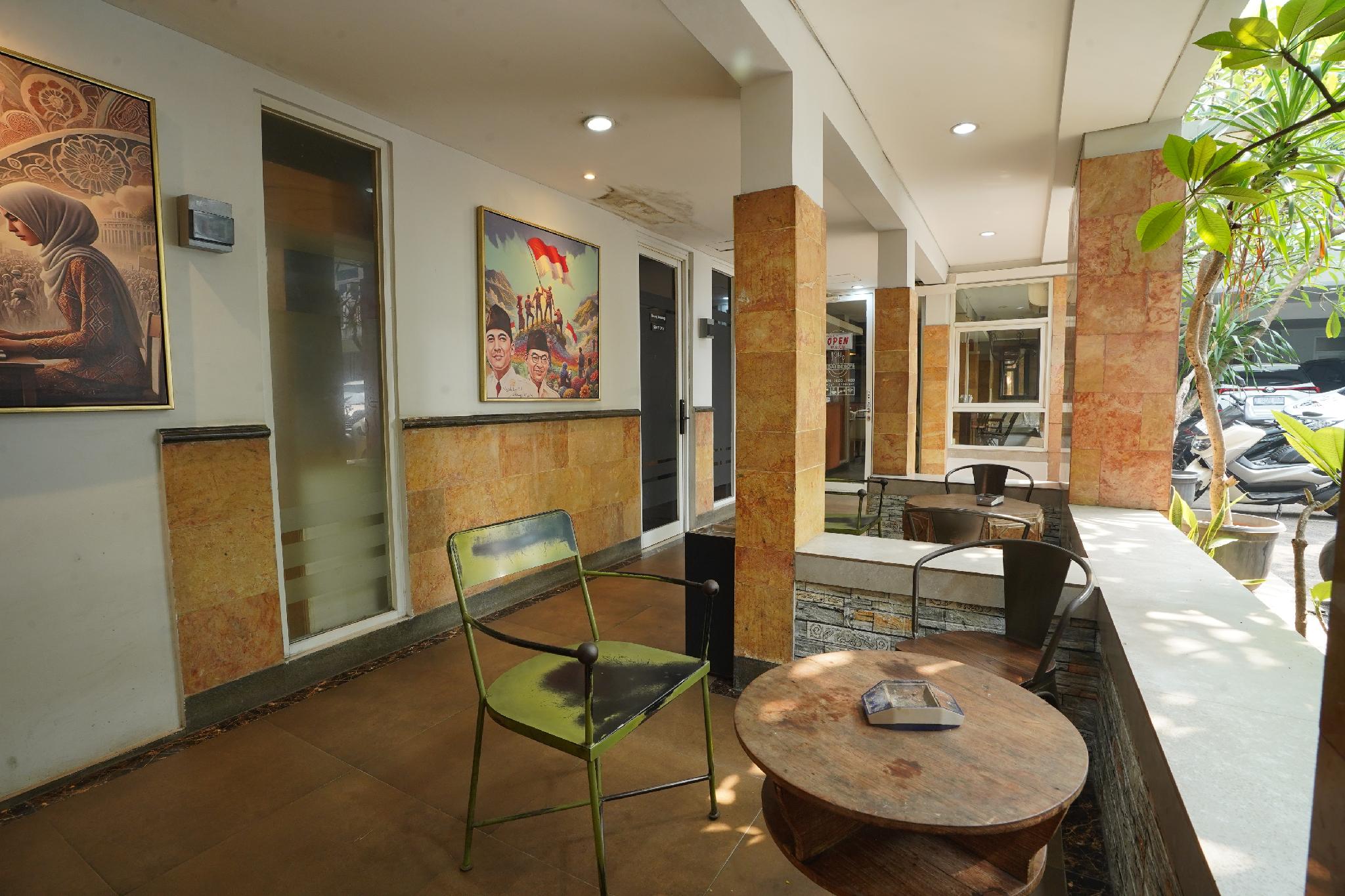 Фото De 80's Genteng Ijo