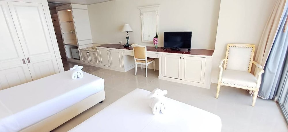 Фото Adriatic Palace Hotel