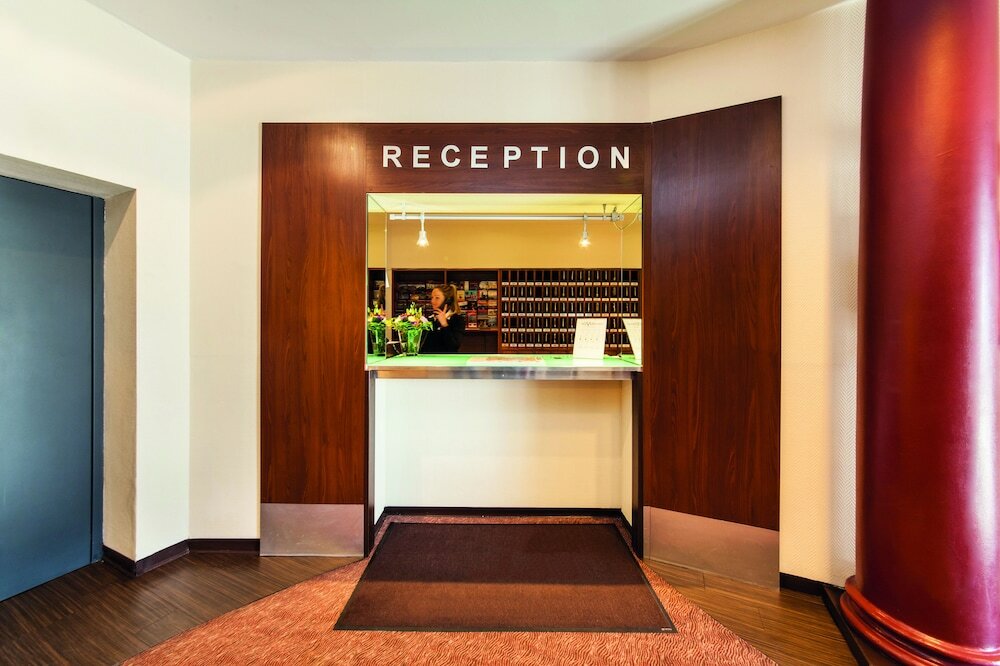 Фото Garner Hotel Hamburg Graf Moltke by Ihg