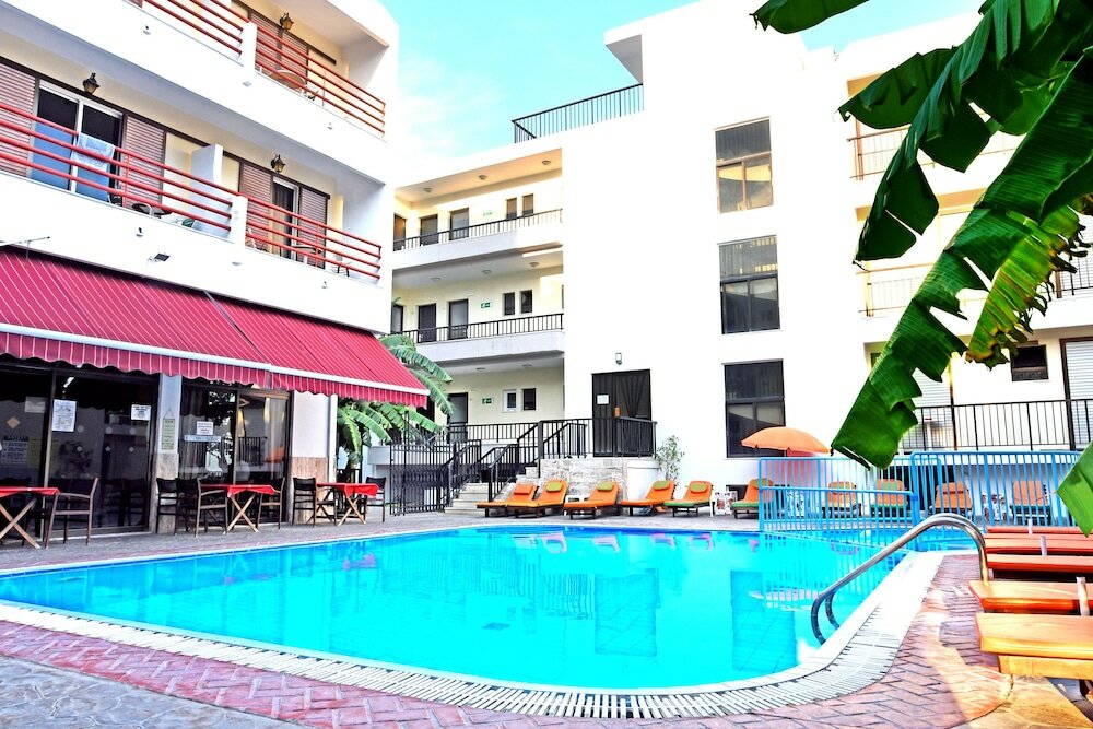 Фото Poseidon Hotel and Apartments