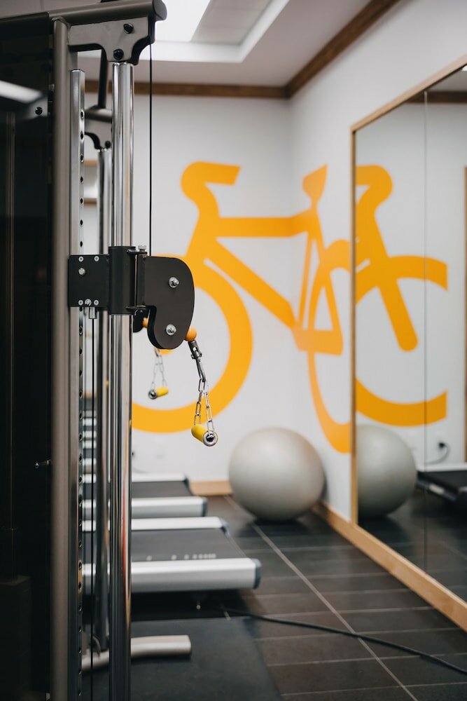 Фото Hotel Le Dauphin Montreal Centre Ville