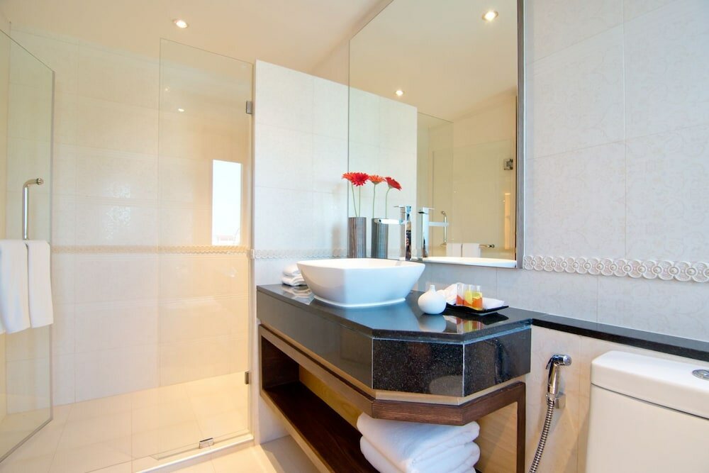 Фото Grand Lord Hotel