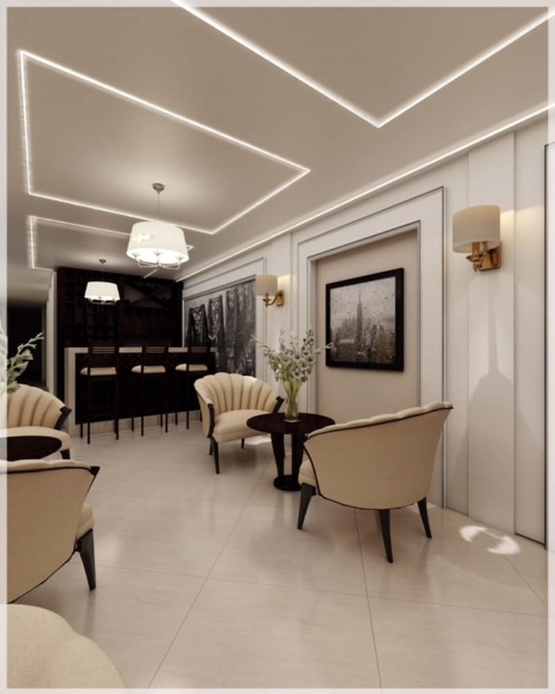 Фото Luxury Old Quarter Hotel & Gym