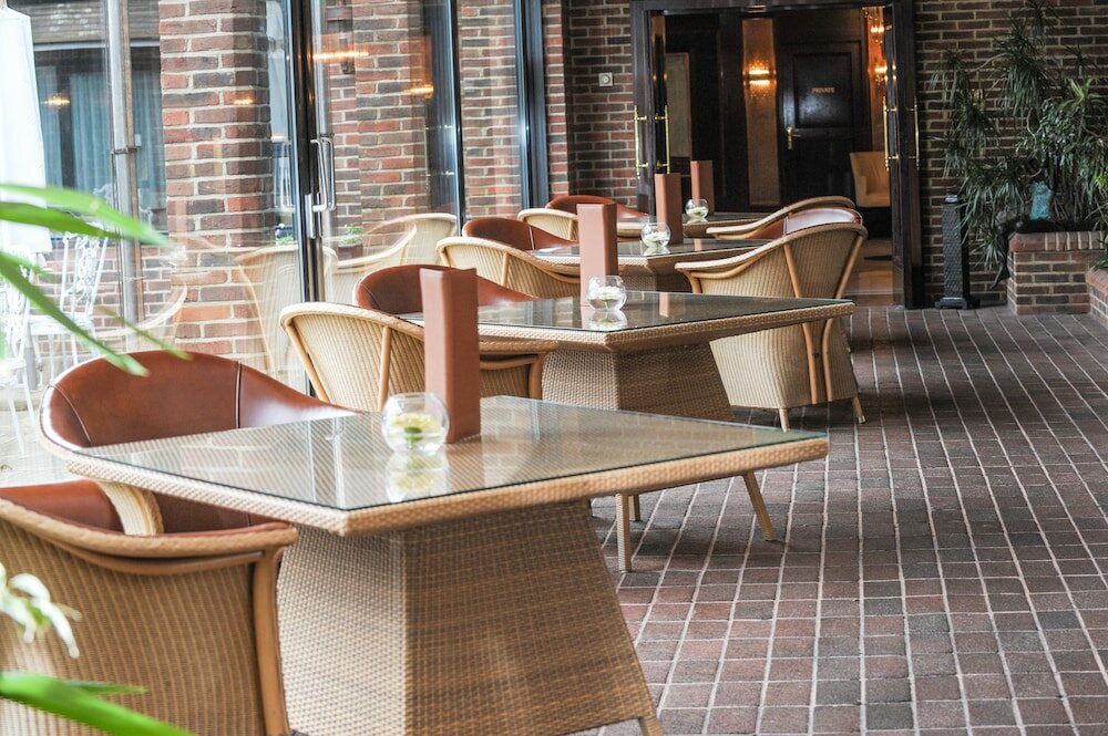 Фото Fredrick's Hotel Restaurant & SPA